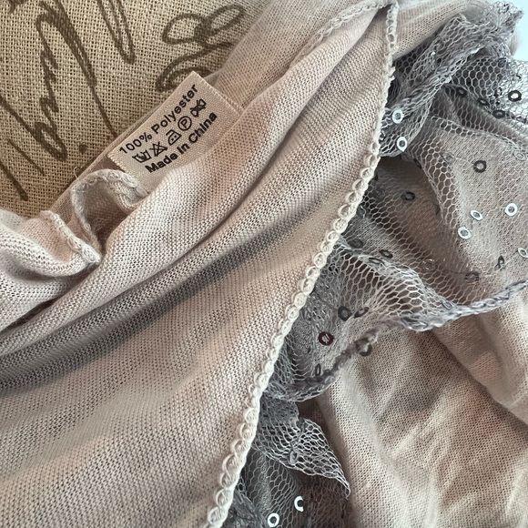 Ruffled Sequined Scarf - Picture 10 of 10